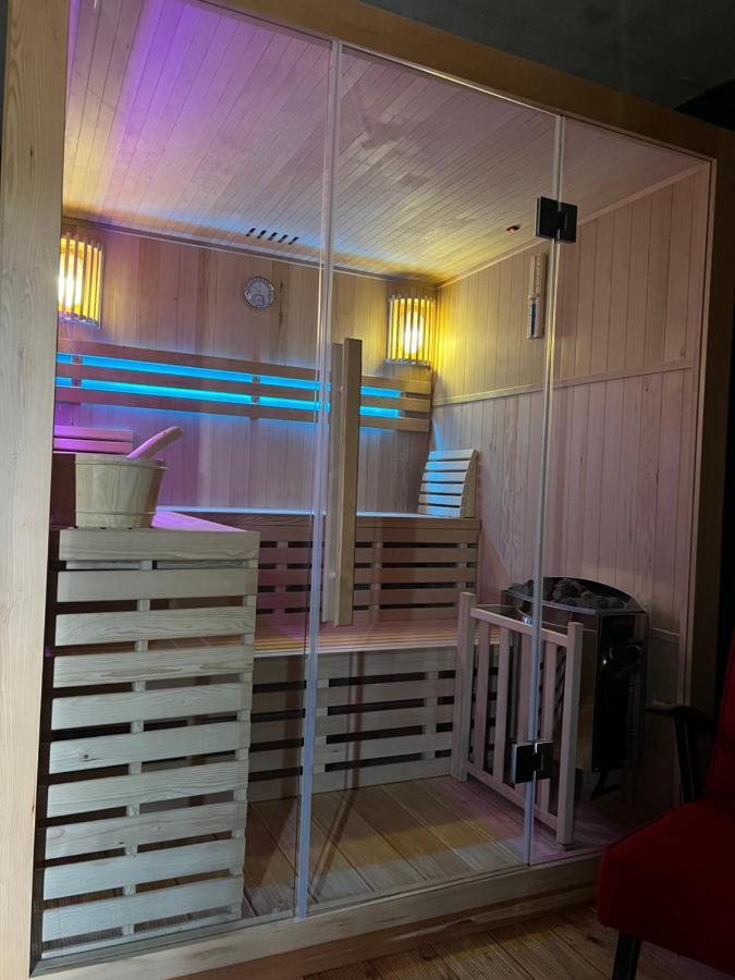 Houten Vakantiewoning "Reisnaarpolen" Royaal Ontbijt, Sauna En Hottub Czarna Góra Dış mekan fotoğraf