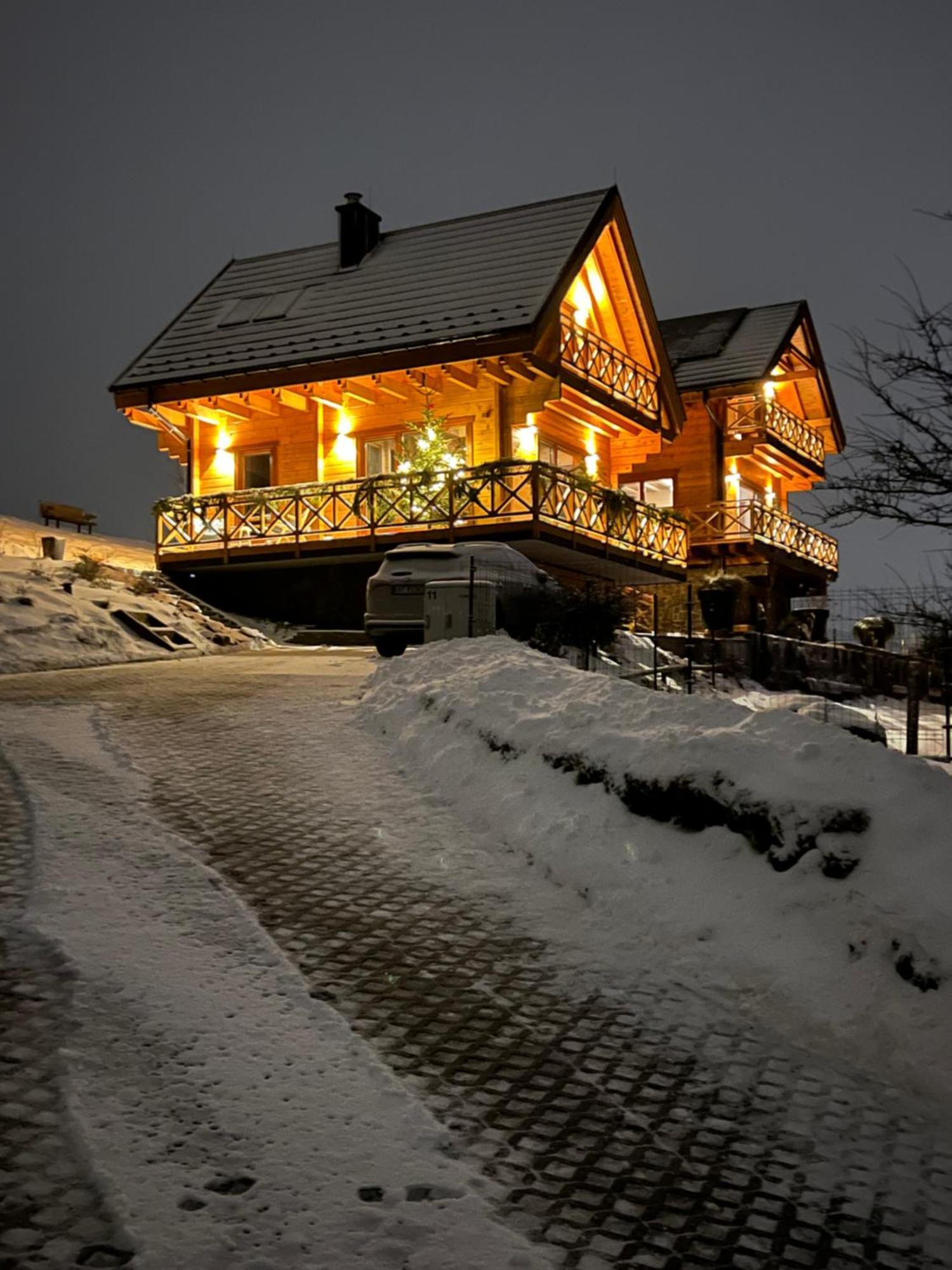 Houten Vakantiewoning "Reisnaarpolen" Royaal Ontbijt, Sauna En Hottub Czarna Góra Dış mekan fotoğraf