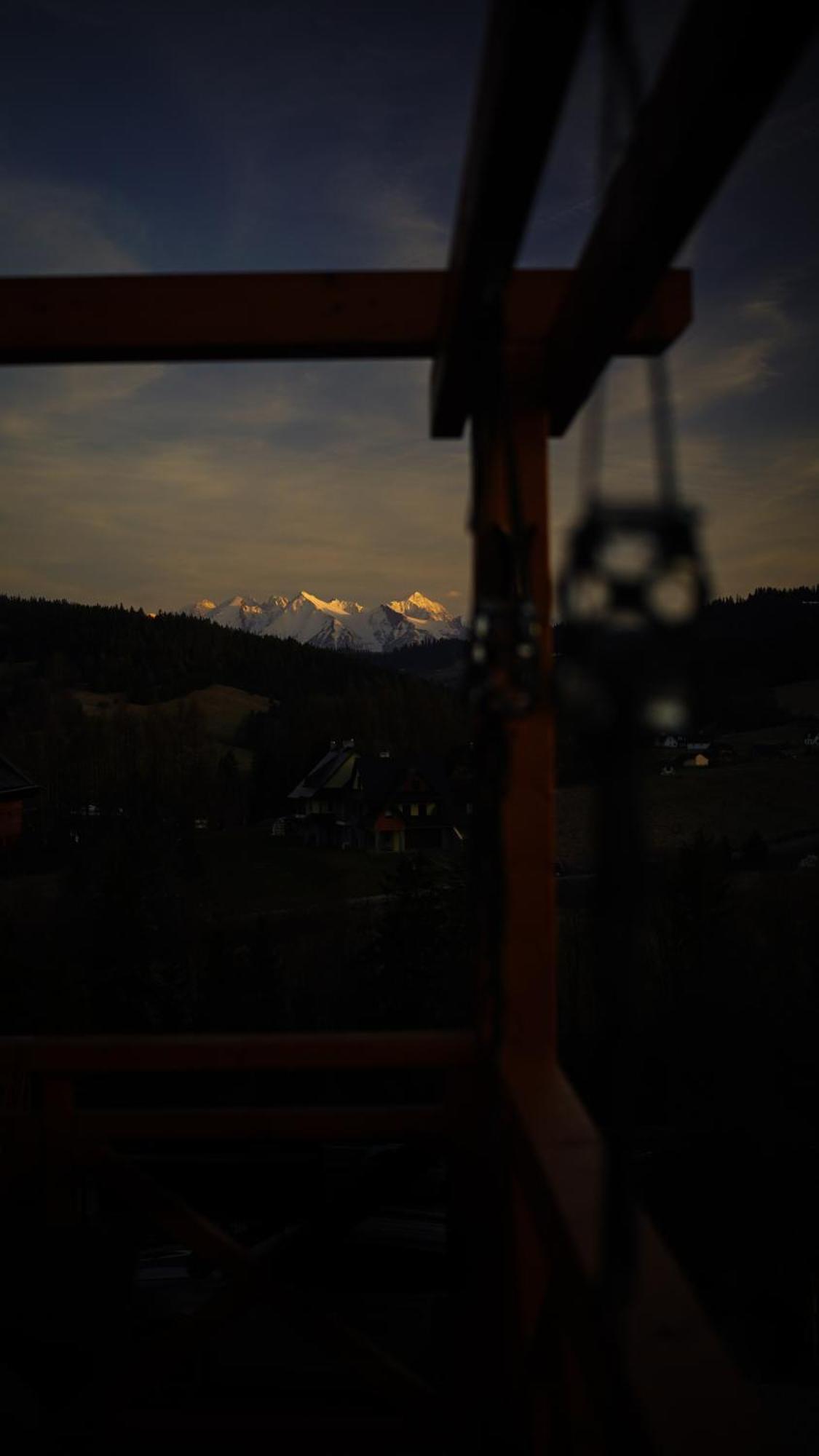 Houten Vakantiewoning "Reisnaarpolen" Royaal Ontbijt, Sauna En Hottub Czarna Góra Dış mekan fotoğraf
